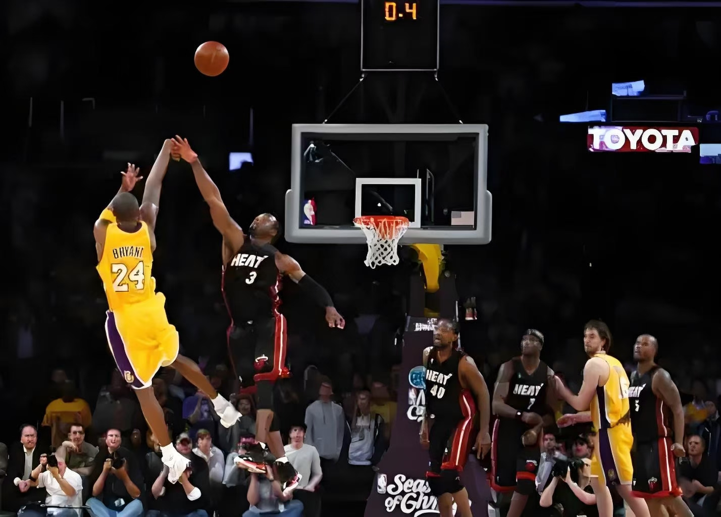 九游官网入口-关于NBA球员聚焦个人技术训练，提升比赛水平的信息